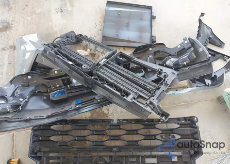 2024 Chevrolet Silverado 1500 4Wd Short Bed Custom from USA, damaged, VIN 3GCPDBEK7RG206000